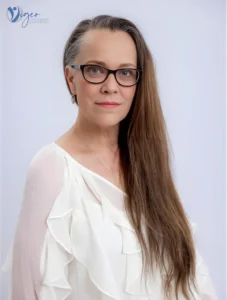 Meet our Team Veronica Hicks